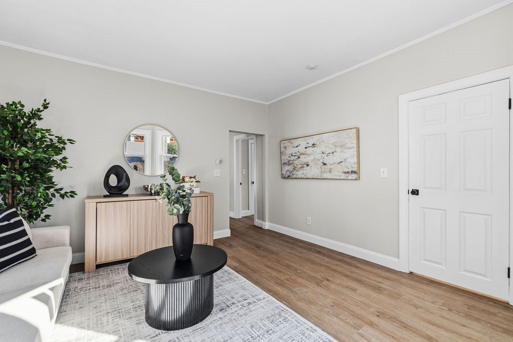 125 hendrick Street