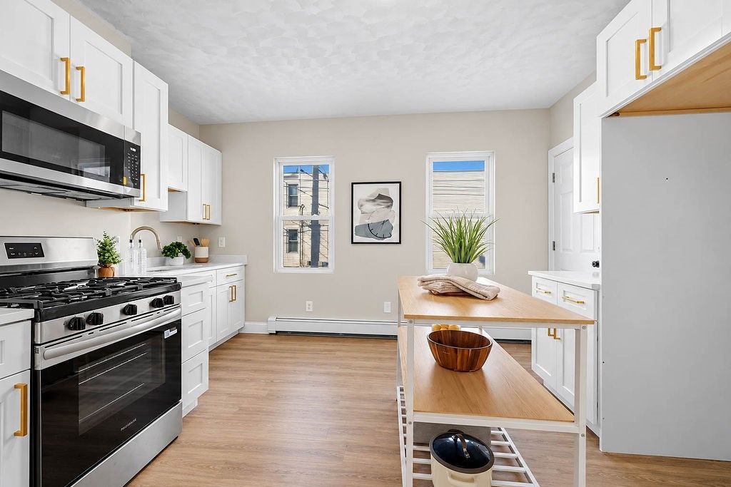 125 hendrick Street