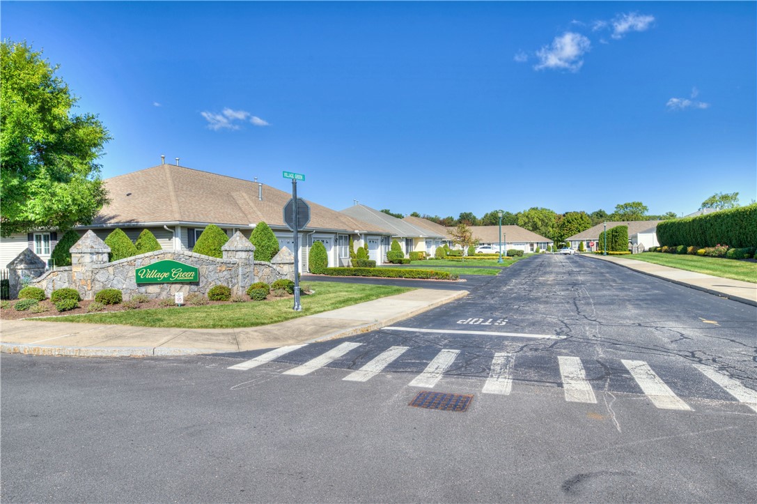 1901 Village Green Circle