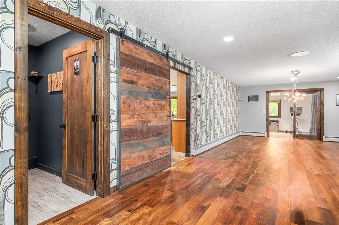 24 Lincoln Drive