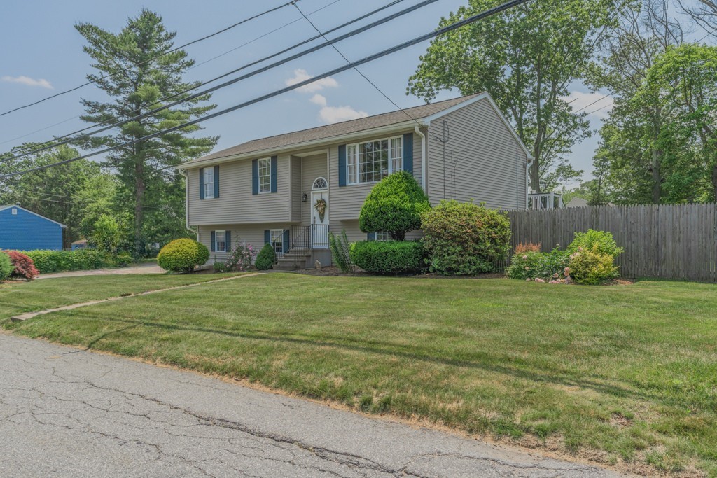 136 Youngs Avenue