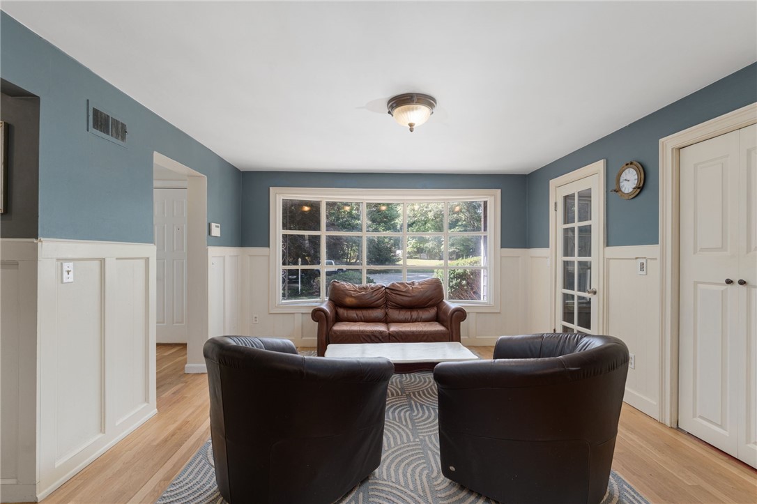 1 Gladridge Drive