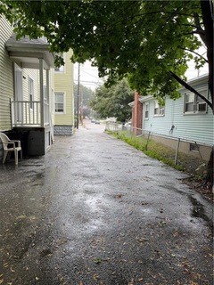 397 PAWTUCKET Avenue 2
