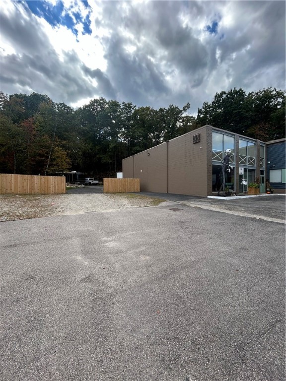 256 Putnam Pike