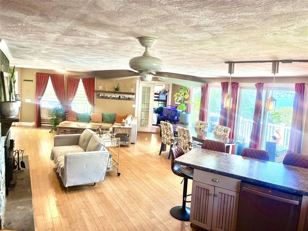 213 Seaside Drive