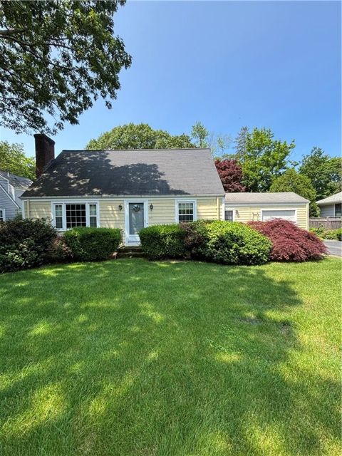 125 Alfred Drown Road Barrington RI 02806