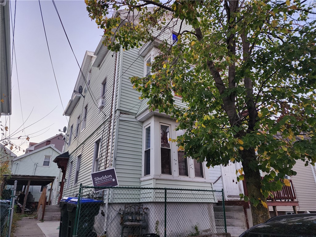 132 Putnam Street