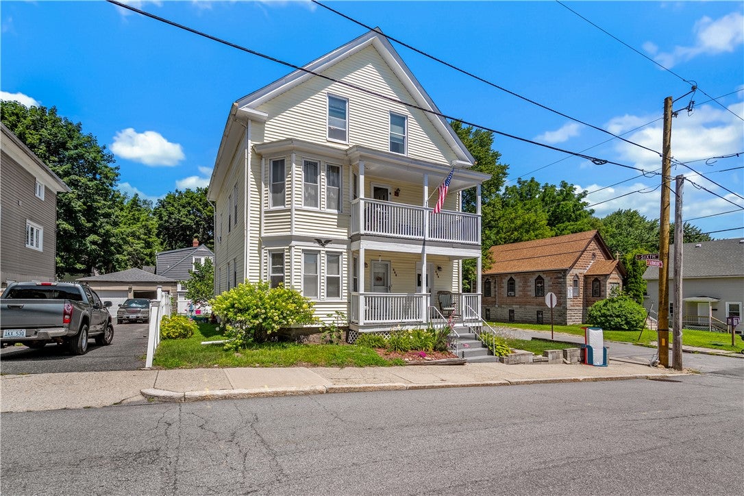 553 Fairmount Street 555