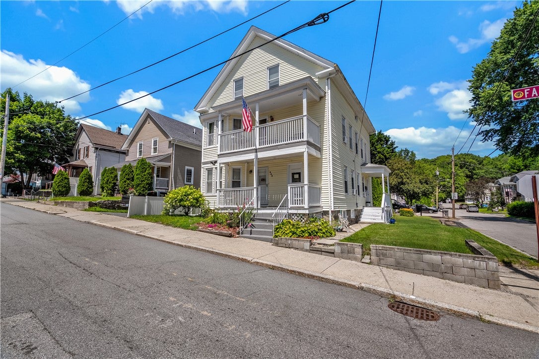 553 Fairmount Street 555