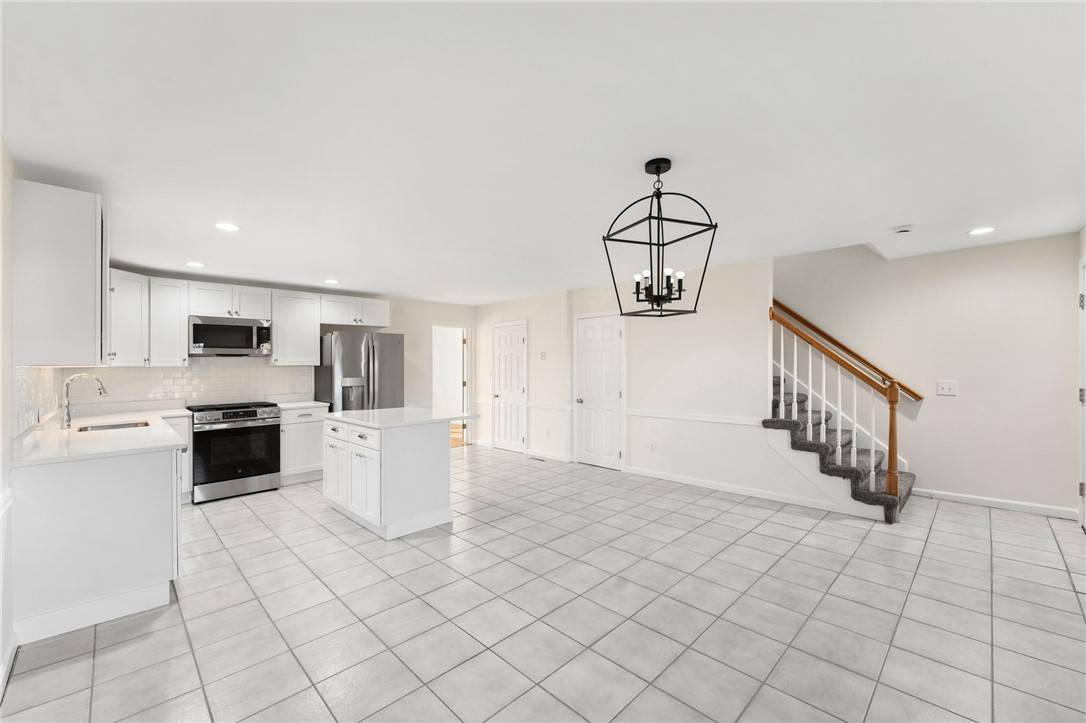 704 Fairway Drive 704