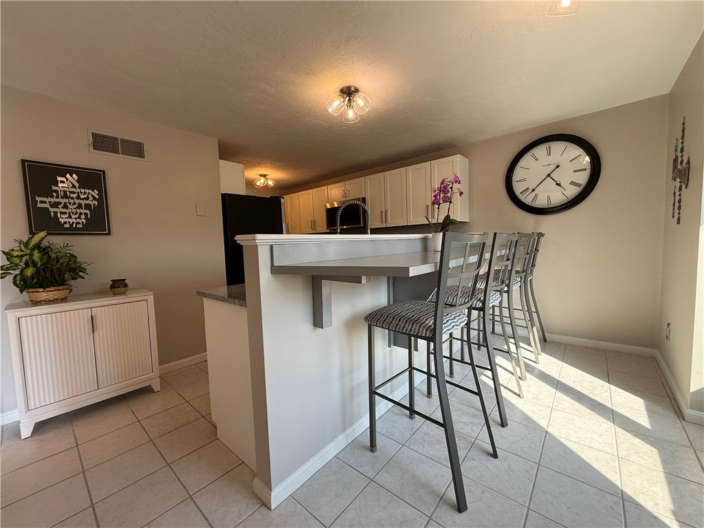 35 Waterview Drive D