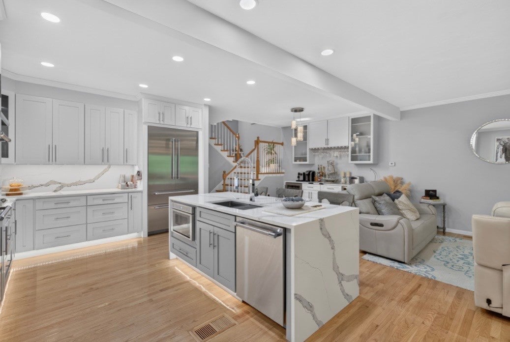 40 Louisquisset Pike 603