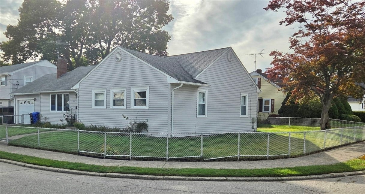 349 Williston Way