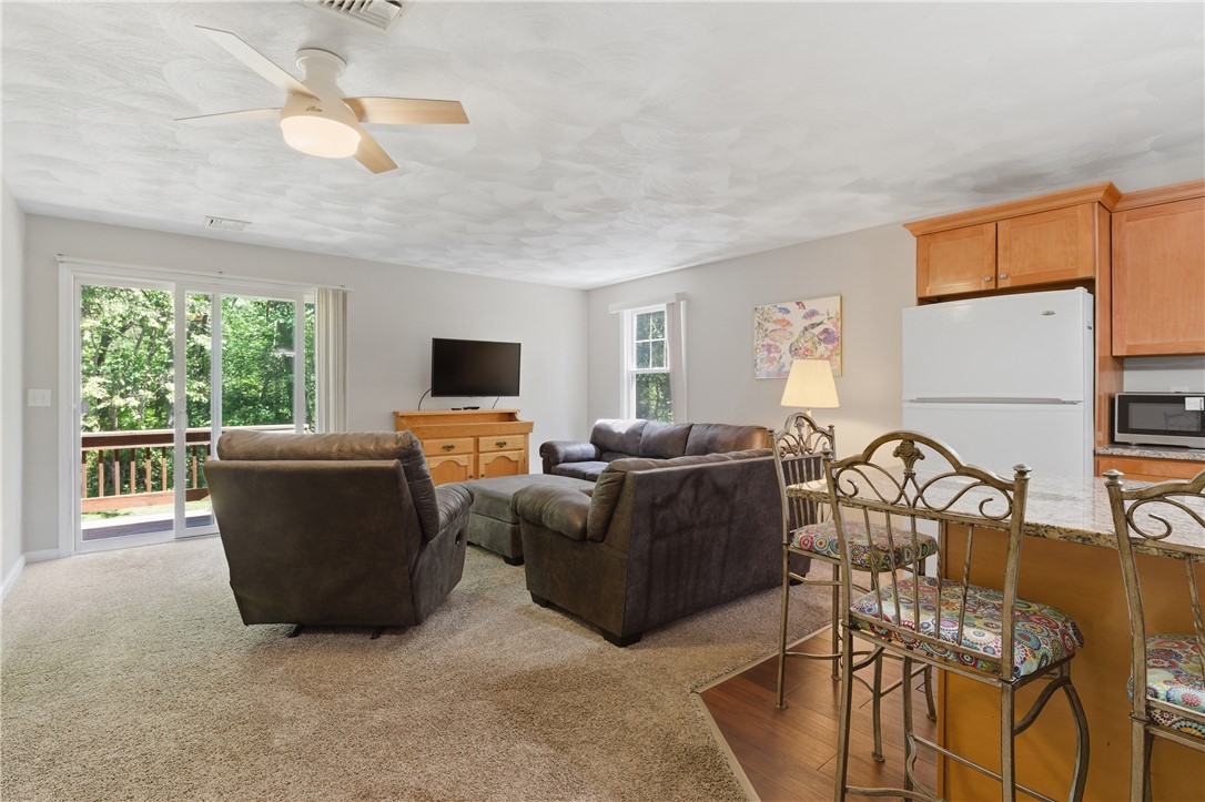 8 Susan Circle
