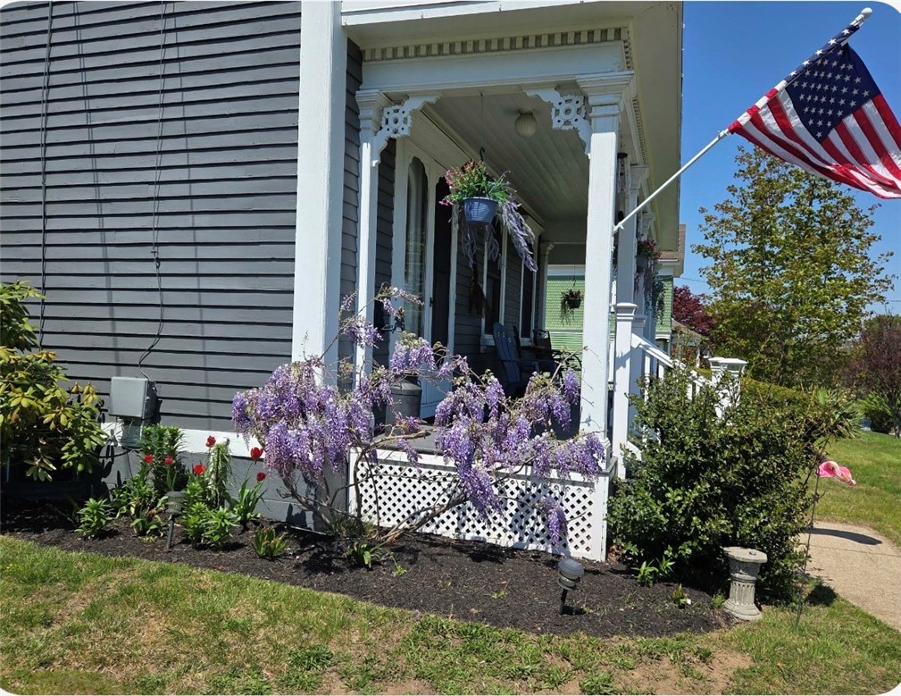 35 Fairview Avenue
