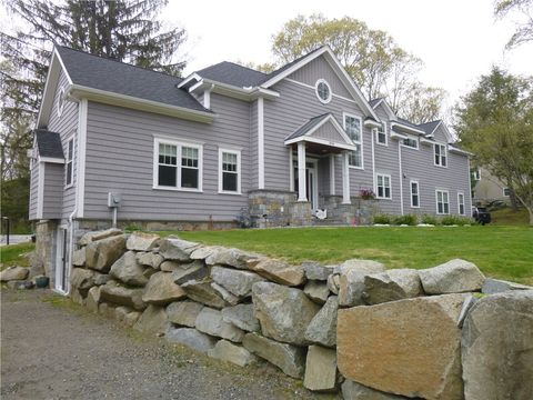 1004 Great Road Lincoln RI 02865