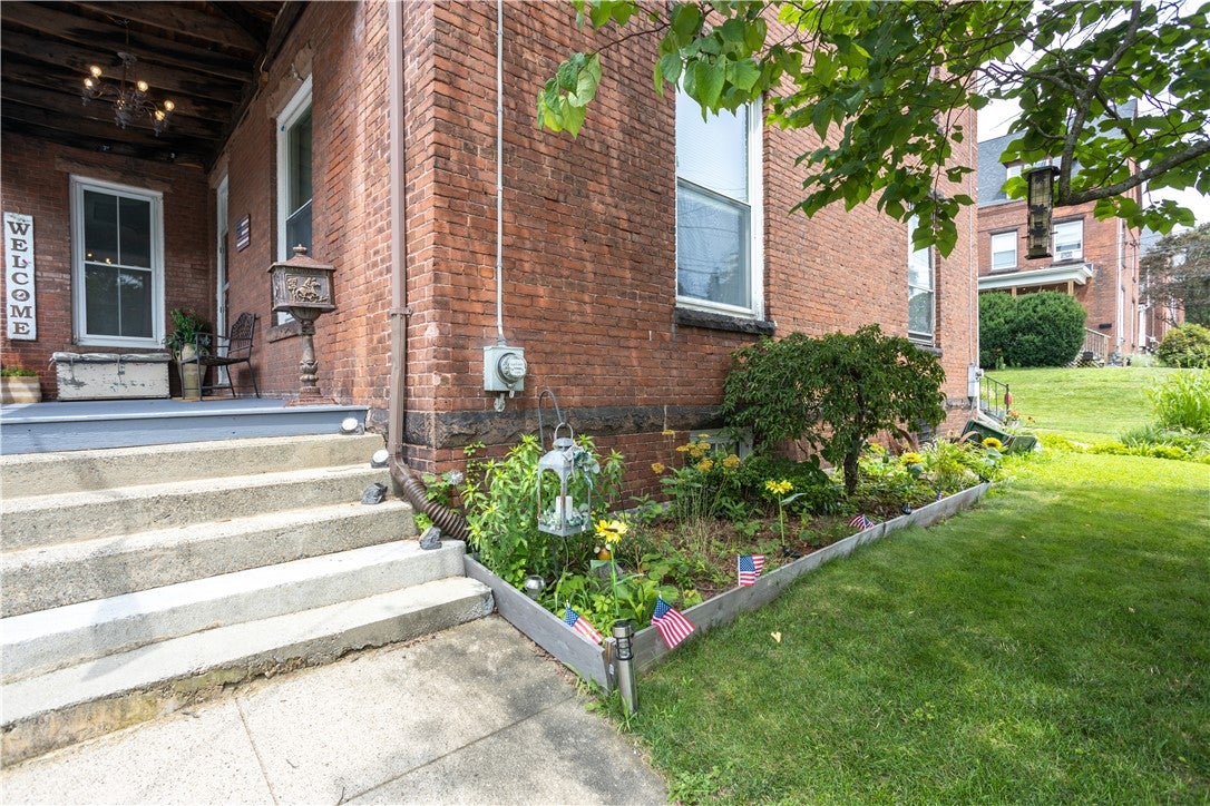 13 Blackstone Street