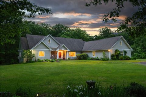 789 Natick Avenue Cranston RI 02921