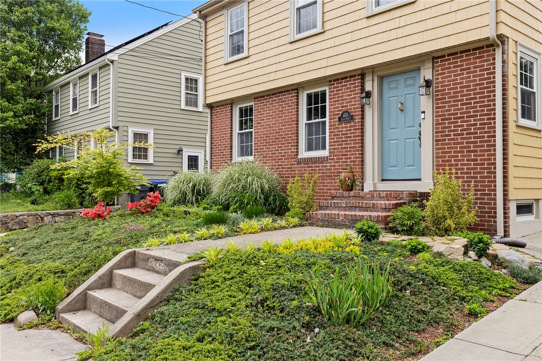 405 Eaton Street