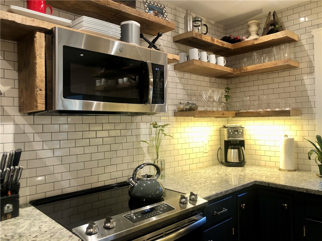 9 Hardwood Lane