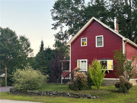 164 Bay Spring Avenue Barrington RI 02806