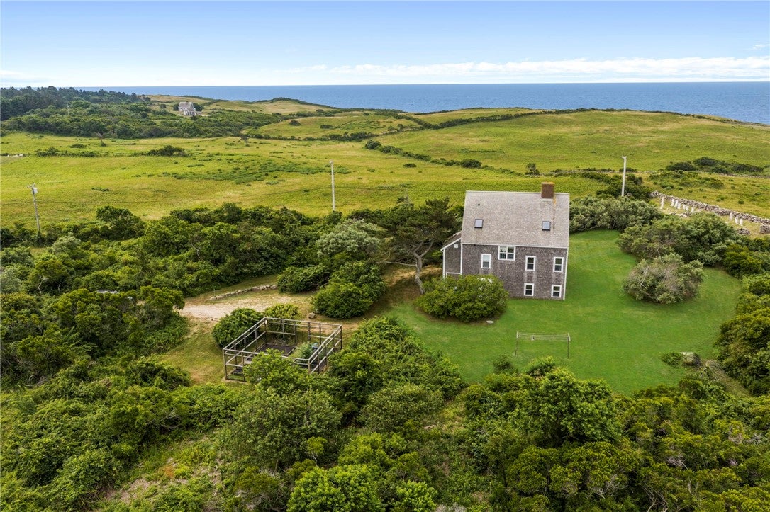 1409 Cooneymus Road