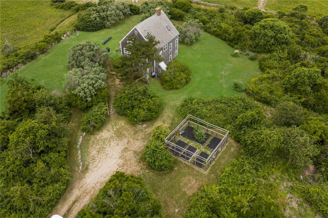 1409 Cooneymus Road