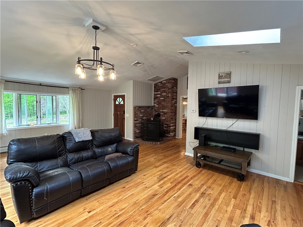 42 Ledge Road