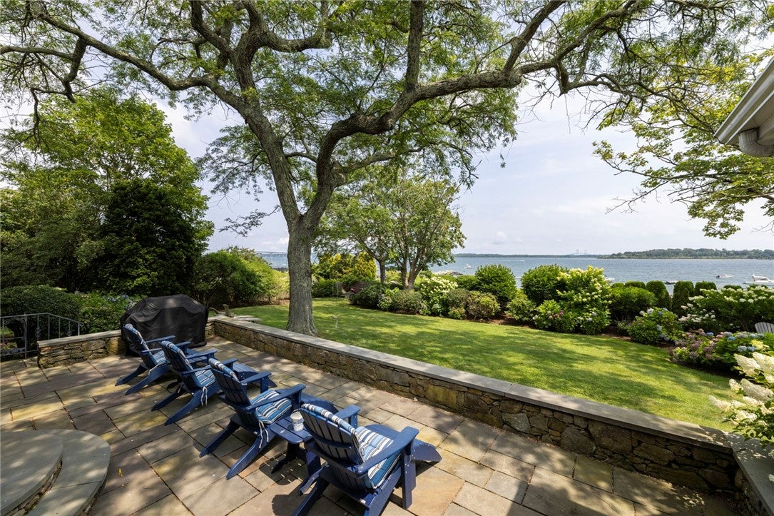 190 Ferry Road