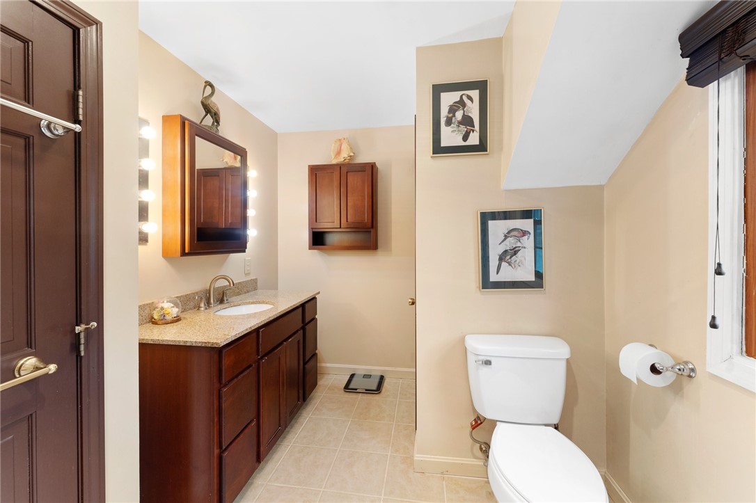 Richmond, Rhode Island 02892, United States, 3 Bedrooms Bedrooms, ,2 BathroomsBathrooms,Residential,Active,153303