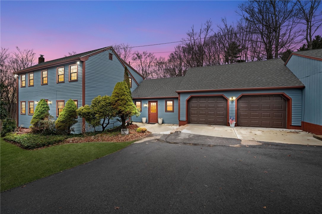 Richmond, Rhode Island 02892, United States, 3 Bedrooms Bedrooms, ,2 BathroomsBathrooms,Residential,Active,153303