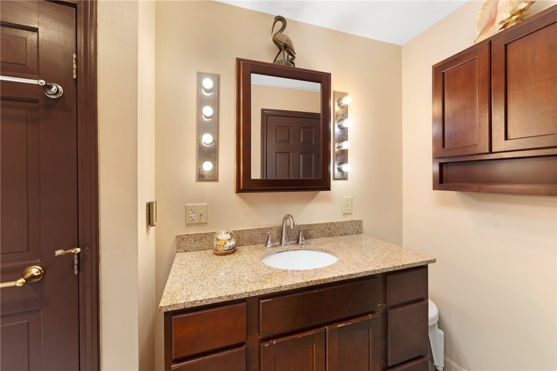 Richmond, Rhode Island 02892, United States, 3 Bedrooms Bedrooms, ,2 BathroomsBathrooms,Residential,Active,153303