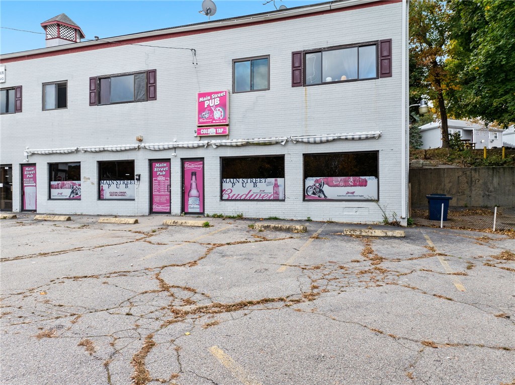 971 Main Street