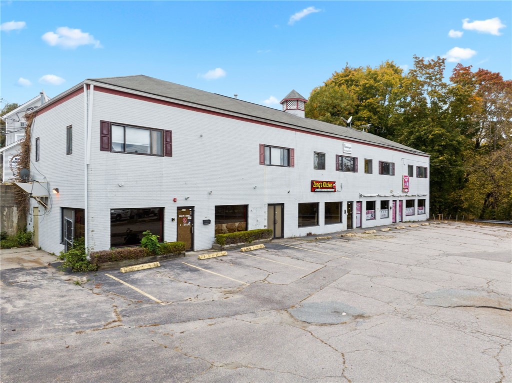 971 Main Street