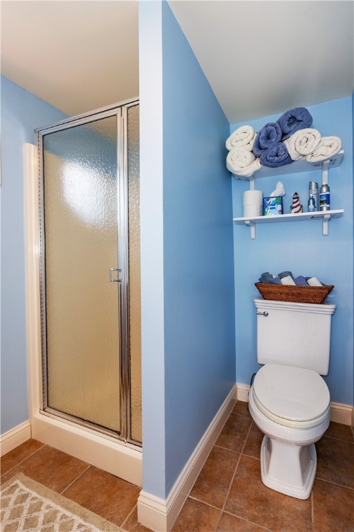 Narragansett, Rhode Island 02882, United States, 4 Bedrooms Bedrooms, ,4 BathroomsBathrooms,Residential,Pending,127233