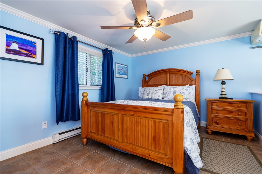 Narragansett, Rhode Island 02882, United States, 4 Bedrooms Bedrooms, ,4 BathroomsBathrooms,Residential,Pending,127233