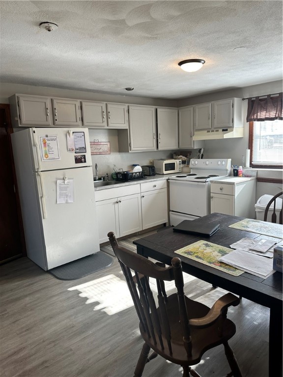 424 Smithfield Avenue 1