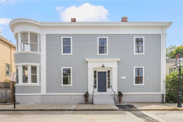216 SPRING ST, NEWPORT, RI 02840 - Image 93dddc8e3aa31432db7b710be8e0725f/4070813194