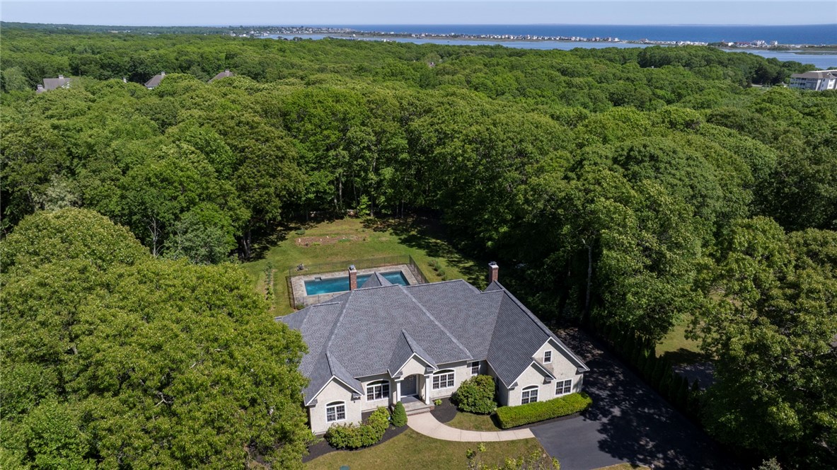 11 Yarmouth Drive