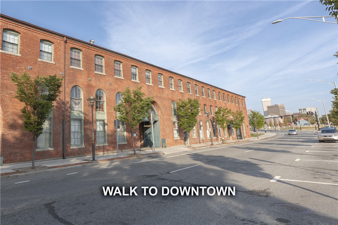 521 South Water Street 115