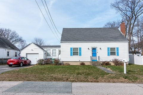 Single Family Residence in Warwick RI 167 Welfare Avenue.jpg