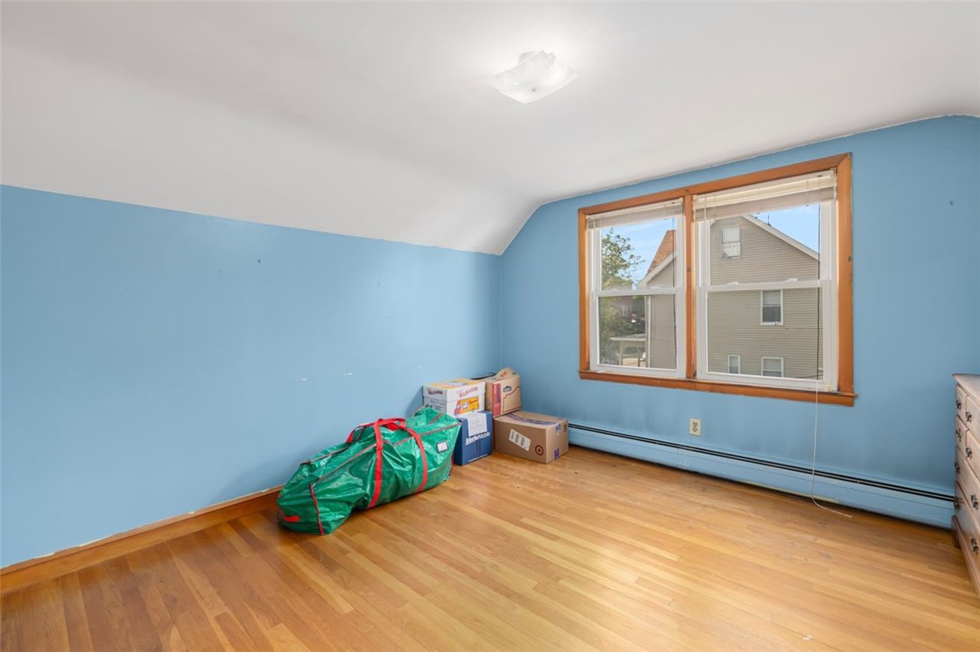 28 Lincoln Avenue