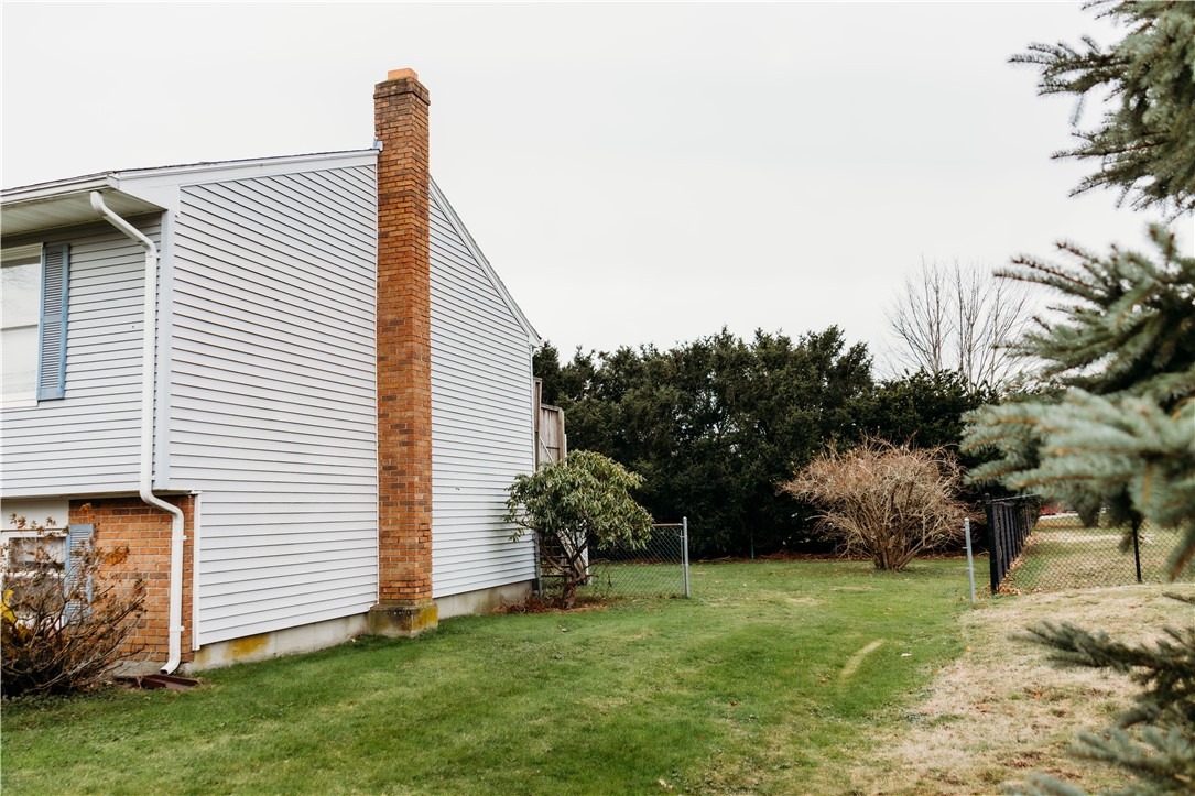 16 Ward Avenue