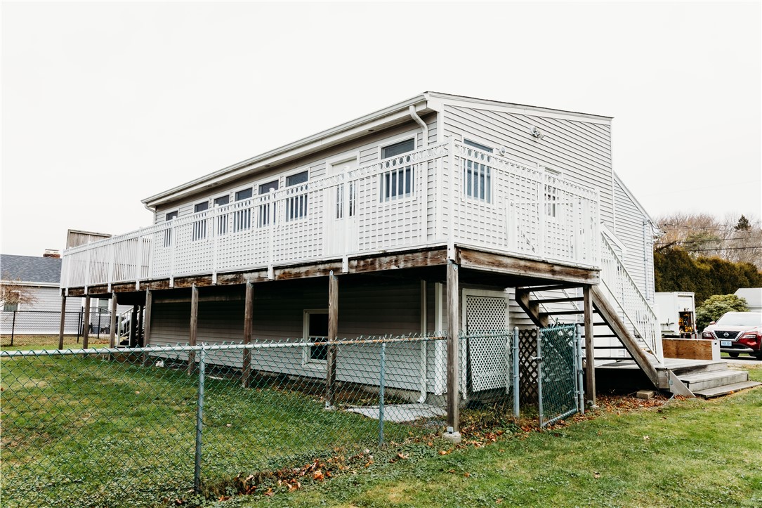 16 Ward Avenue