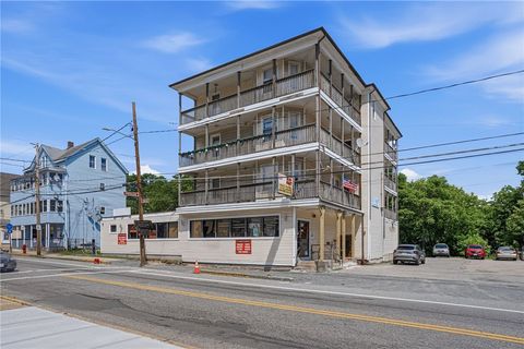 937 Social Street 939 Woonsocket RI 02895
