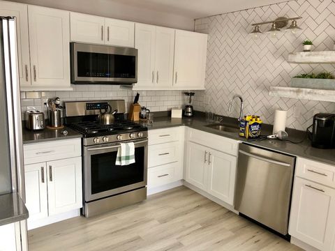 MLS: 1379890