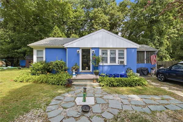 50 PLUM POINT RD, SAUNDERSTOWN, RI 02874 - Image 94ff51478ea5cd7c7ed2e8625d3244f3/1858130708