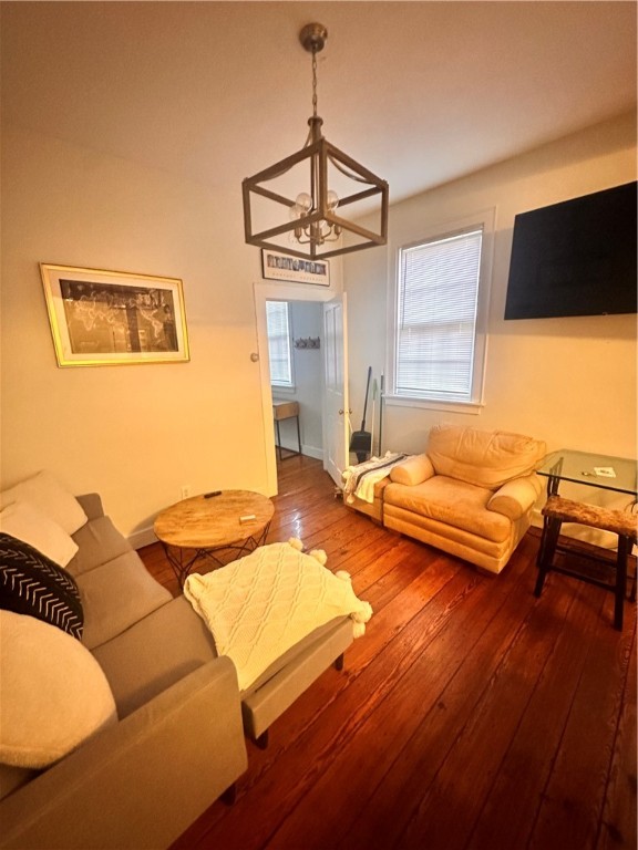 Newport, Rhode Island 02840, United States, 1 Bedroom Bedrooms, ,1 BathroomBathrooms,Residential,Active,158105