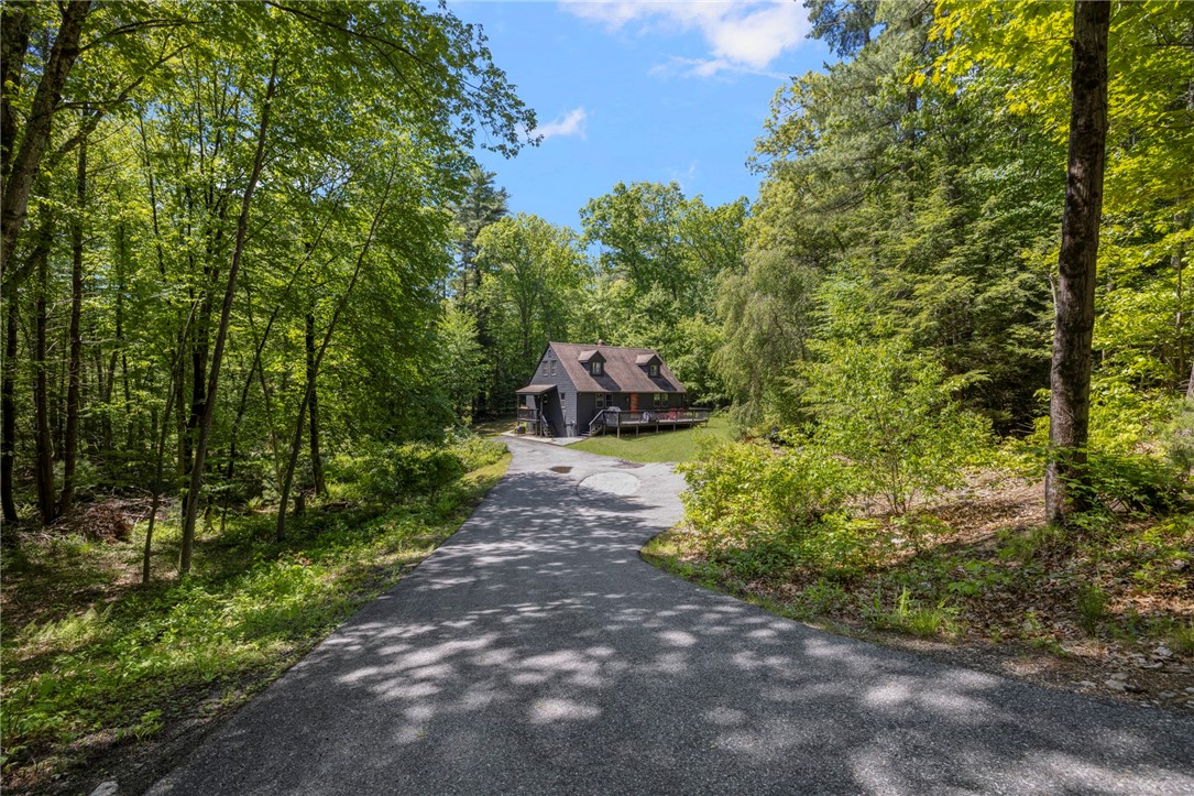 7 Spruce Ridge Drive