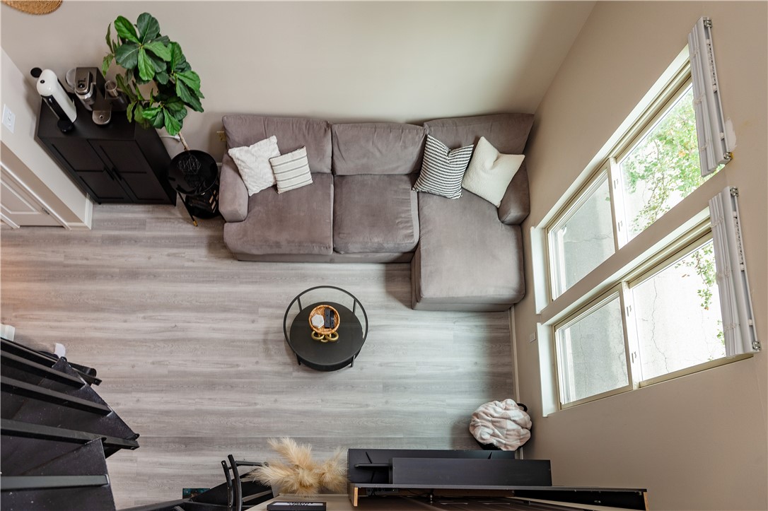 Providence, Rhode Island 02903, United States, 2 Bedrooms Bedrooms, ,1 BathroomBathrooms,Residential,Active,159116